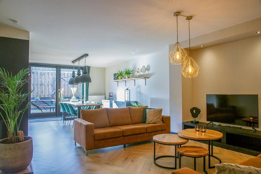 In De Mid - Prachtige Appartementen In Hartje Joure Ngoại thất bức ảnh